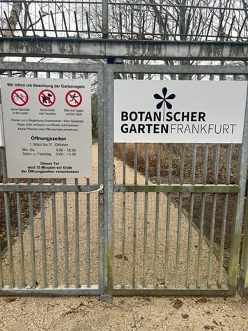 Tor zum Botantischen Garten im Grüneburgpark