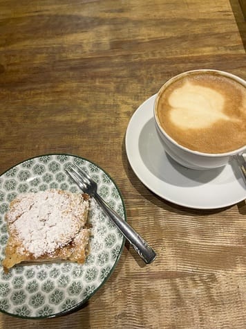 Kaffee und Kuchen in Matildas Kitchen
