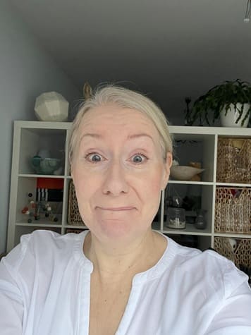 Jana Engel vor der Websiteumstellung - 12.02.2025 Jana Engel schaut skeptisch